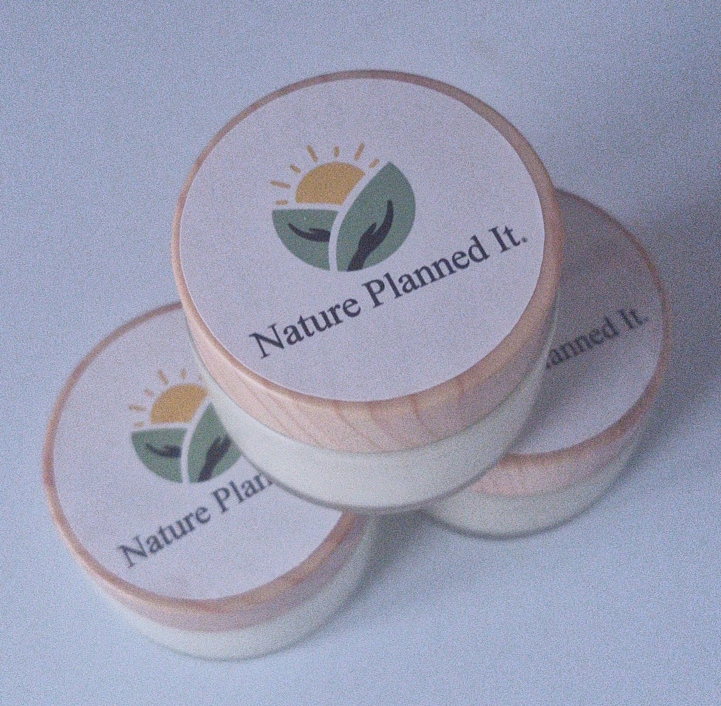 Shea Butter moisturiser with a hint of Patchouli