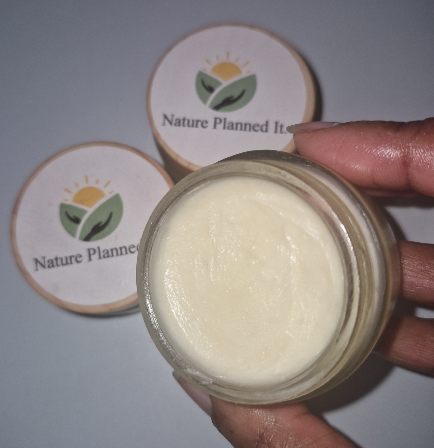 Shea Butter with a hint of Sweet Orange